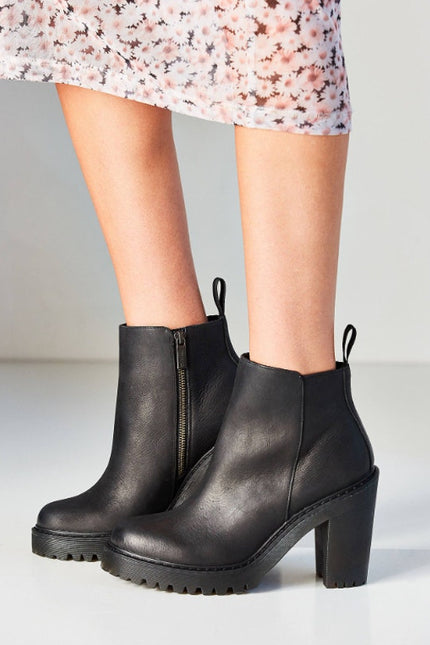 DR. MARTENS Magdalena Leather Heeled Ankle Boot Black Women's 8