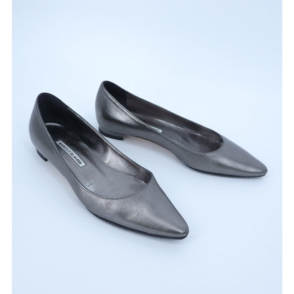 MANOLO BLAHNIK Grey Metallic Pointed Toe Flat Quiet Luxury Women's 38/US 8