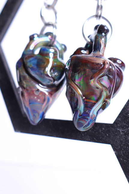 GLASSWEAR STUDIOS Handmade Anatomical Heart Weights Oil Slick 10g/2.5mm Hangers