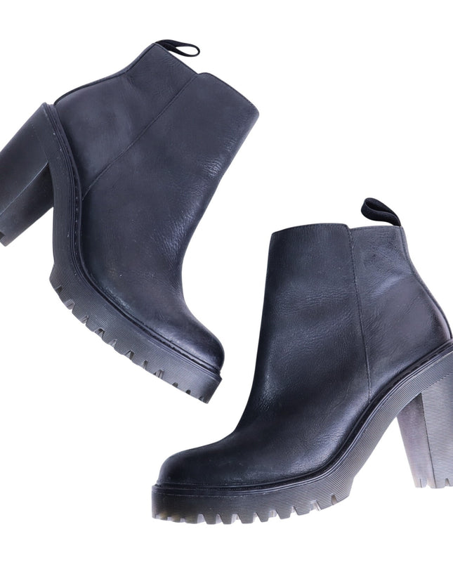 DR. MARTENS Magdalena Leather Heeled Ankle Boot Black Women's 8