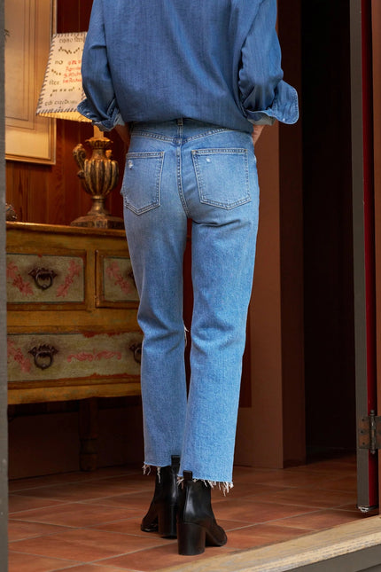 FRANK & EILEEN Monaghan Mom Jean 1997 Wash Distressed High Rise Denim Women's 27