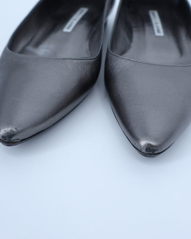 MANOLO BLAHNIK Grey Metallic Pointed Toe Flat Quiet Luxury Women's 38/US 8