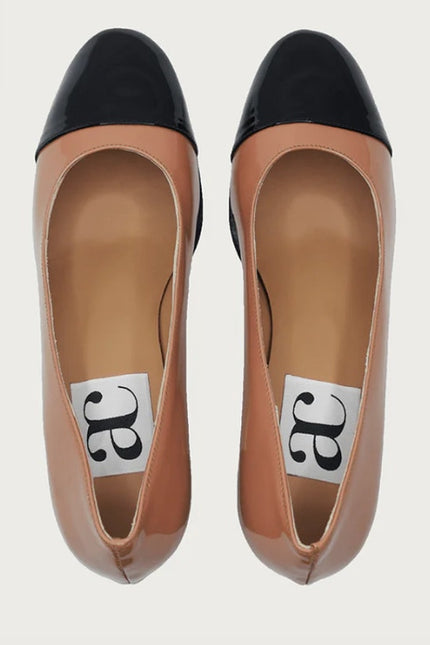 ANDREA CARRANO Francesca Pump Cognac Black Patent Leather $395 Women's 36/US 5