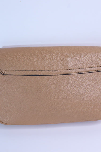 GUCCI Soho Interlocking G Crossbody Bag Camellia Tan Pebbled Leather Chain Strap