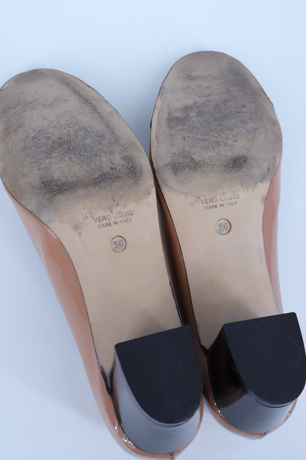 ANDREA CARRANO Francesca Pump Cognac Black Patent Leather $395 Women's 36/US 5