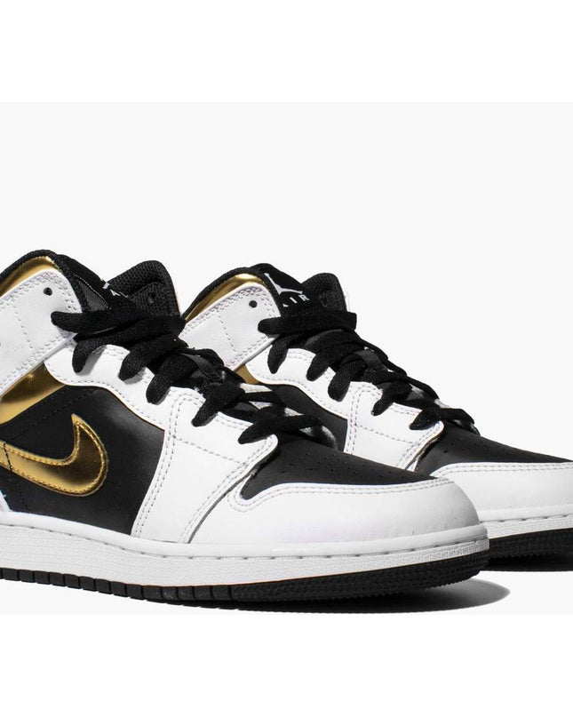 NIKE Air Jordan Retro 1 Mid SE Sneakers White Gold Black Lace Up Men's 6.5