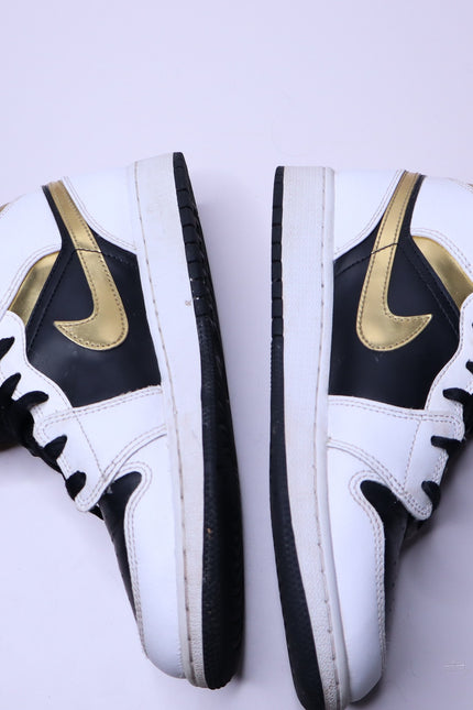 NIKE Air Jordan Retro 1 Mid SE Sneakers White Gold Black Lace Up Men's 6.5