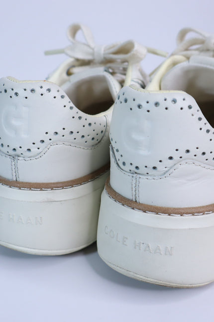 COLE HAAN Grandpro Topspin Sneakers Ivory Scallop Lace Up Women's 5.5B