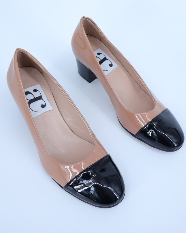 ANDREA CARRANO Francesca Pump Cognac Black Patent Leather $395 Women's 36/US 5