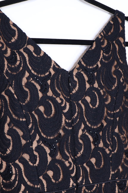 BADGLEY MISCHKA Lace Overlay Cocktail Dress Black V Neck Knee Length Women's 0