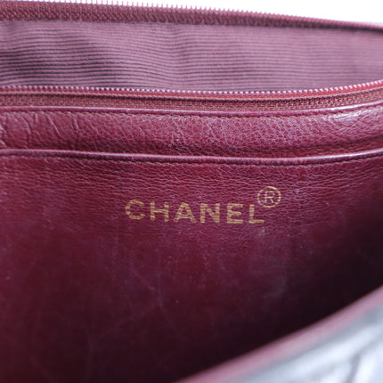 Chanel Vtg 90's Quilted Leather Crossbody Bag Black CC Flap Red Interior Luxury
