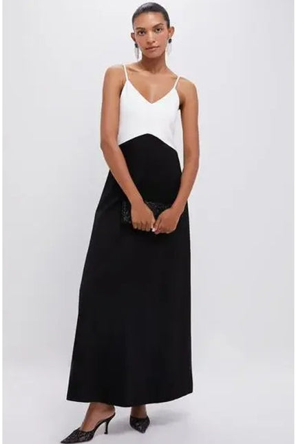 POMANDER PLACE NWT Lorelai Maxi Dress Black White Colorblock Women's M