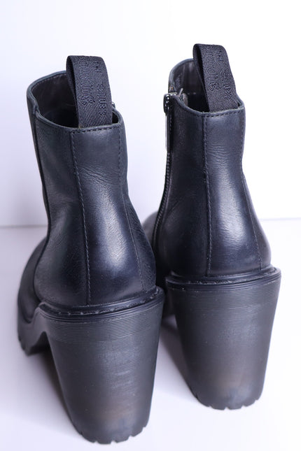 DR. MARTENS Magdalena Leather Heeled Ankle Boot Black Women's 8