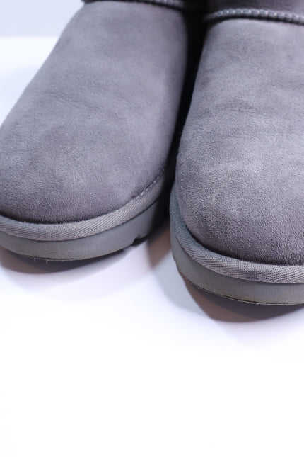 UGG Classic Mini II Mid Top Boot Grey Sheepskin Winter Boot Women's 7