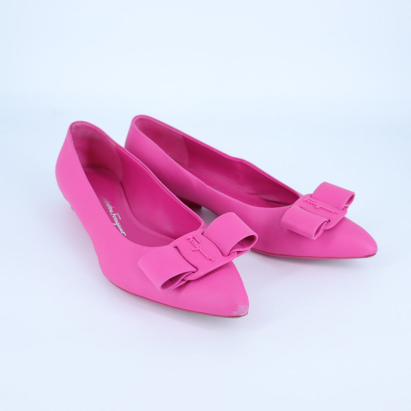 Salvatore Ferragamo Viva Bow Flats Hot Pink Pointed Toe Slip On Women's 5