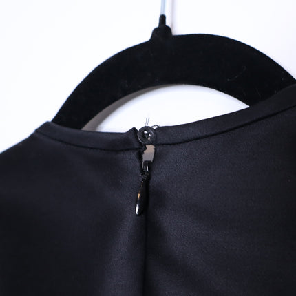 REED KRAKOFF Sleeveless Belted Dress Black Knee Length V Neck Women's 6