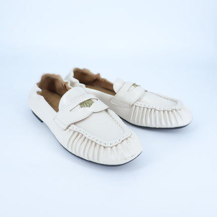 G.H. Bass Rumi Penny Loafers Cream Leather Moccasin Slip On Women's 5